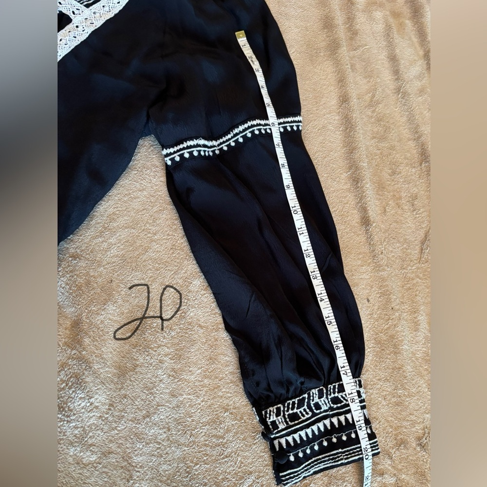Anthropologie Bl^ink London Black and White Embroidered Women's Top size S - Picture 6 of 9